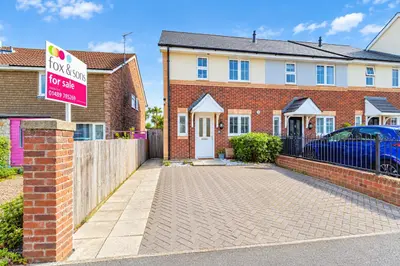 Chapel Drove, Hedge End, SO30