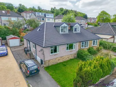 Gregory Crescent, Bradford, BD7 4PG