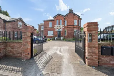 Grange Park Road, Cheadle