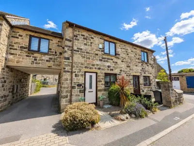 Weavers Croft, Thackley
