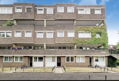 Justin Close, Brentford, TW8 8QA