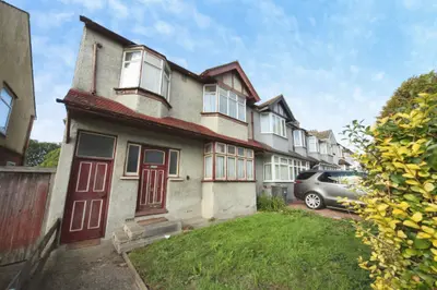 Beechwood Road, Luton, LU4
