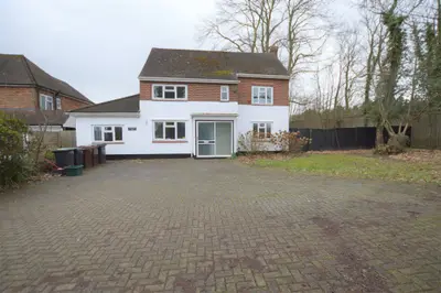 Robin Hood Lane, Blue Bell Hill, Chatham, Kent, ME5 9QU