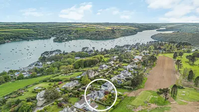 Bar Road, Helford Passage Hill, Mawnan Smith, Falmouth, TR11 5LE