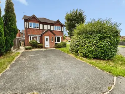 Beaumont Chase, Bolton, BL3