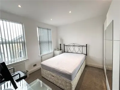 Hummer Road, Egham, TW20