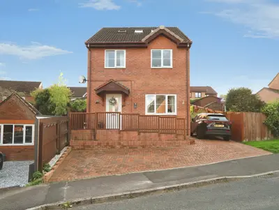 Harlech Drive, NP10