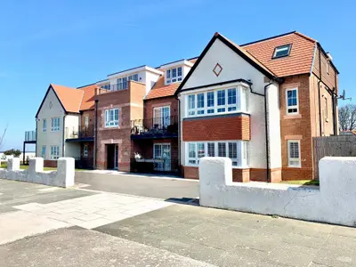 Hoyle Road, Wirral, CH47