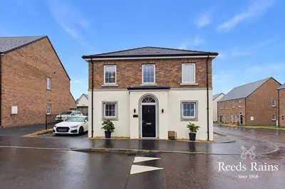 Bashford Park Close, Carrickfergus, BT38
