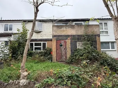 Hayle, Tamworth, B77