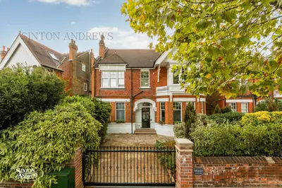 Marchwood Crescent, Ealing