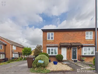 Misbourne Close, Aylesbury, HP21 9NA
