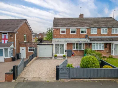 Howley Grange Road, Halesowen, B62