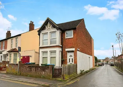 Chiltern Street, Aylesbury, HP21 8BW