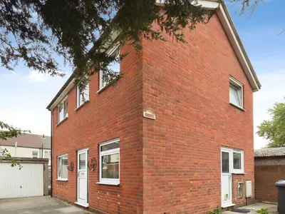 Naam Grove, LINCOLN
