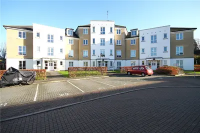 Tudor Way, Knaphill, GU21