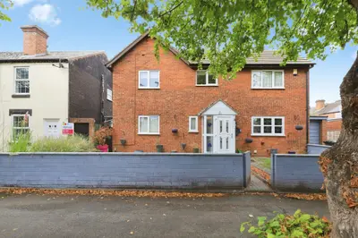 Neville Avenue, Kidderminster, DY11