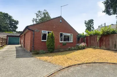 Eyres Drive, Alderbury, SP5