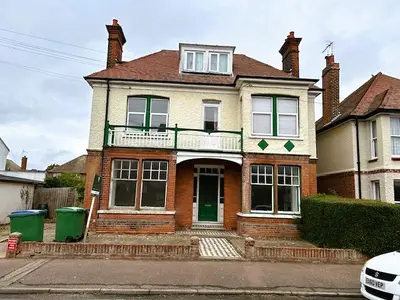 Tomline Road, Felixstowe, Suffolk, IP11 7PA