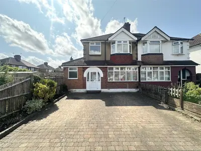 Meadow Road, Watford
