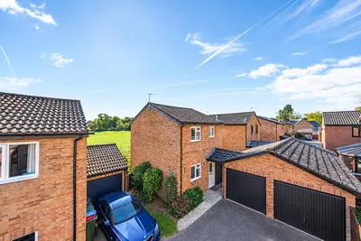 Mount Pleasant, Steeple Claydon, MK18