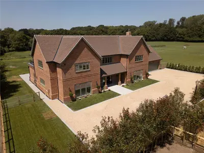 Fryerning Mews, Beggar Hill, Fryerning, Ingatestone, CM4 0PD