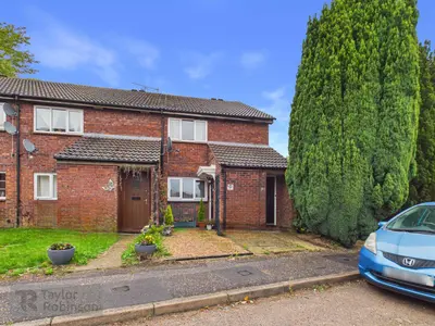 Hillingdale, Broadfield, RH11