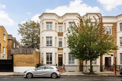 Curwen Road, London, W12