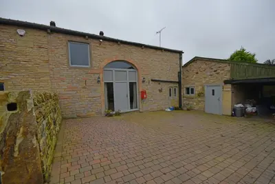 Woodhouse Lane, Norden, OL12