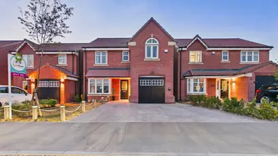Cotgrave Drive, Bircotes, DN11