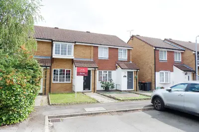Tennyson Avenue, Houghton Regis, LU5