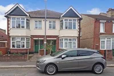 Westward Road, London, E4