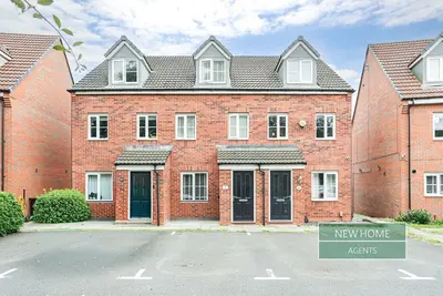 Lightning Grove, Hucknall, NG15