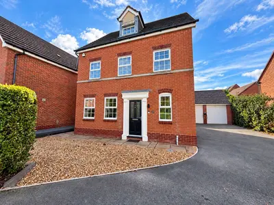 Turnbull Road, Fradley, WS13