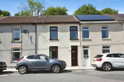 Hillside Terrace, Wattstown, CF39