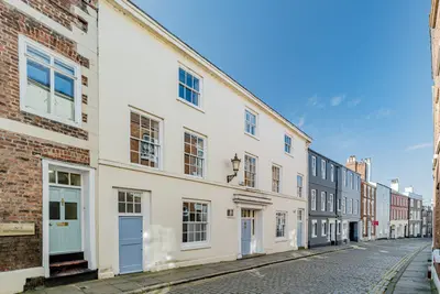 King Street, Chester, Cheshire, CH1 2AH