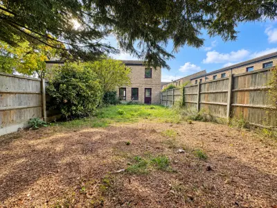 Carlford Court, Worlingham