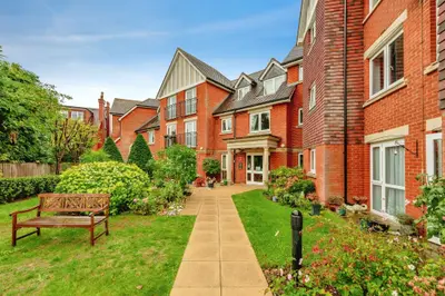 Linkfield Lane, Redhill, RH1