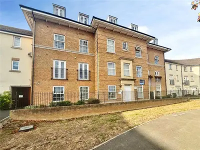 Arnell Crescent, Redhouse, SN25