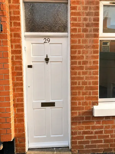 Leicester, LE2