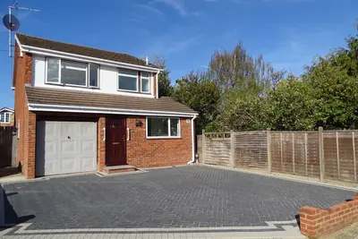 Maybury Close, Nr Burnham, SL1