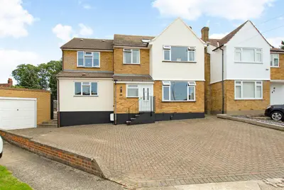 Maylands Drive, Uxbridge