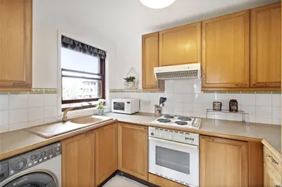 Mayfield Road, London, W12