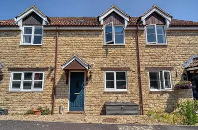 Coxs Close, North Cadbury