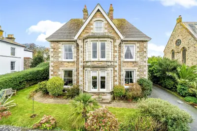 Trewartha Terrace, Penzance, TR18