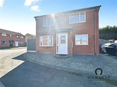 Aintree Close, Bedworth, Warwickshire, CV12