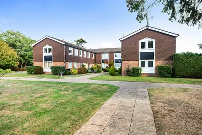 Gerrards Cross Road, SL2