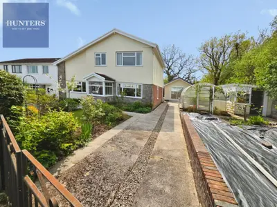 Swn-Y-Nant, Pencoed, Bridgend