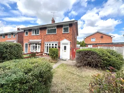 Claremont Avenue, Garden City, Deeside, Flintshire, CH5 2SN