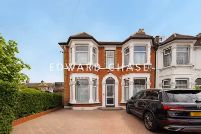 Kingswood Road, Ilford, IG3